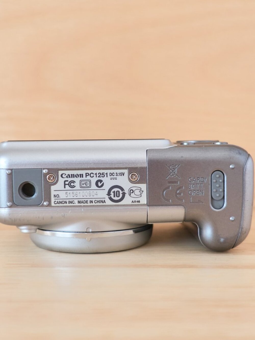 Vintage Canon PowerShot A720 IS 8MP Digital Camera 6x Zoom Silver Tested Working - Picture 7 of 8